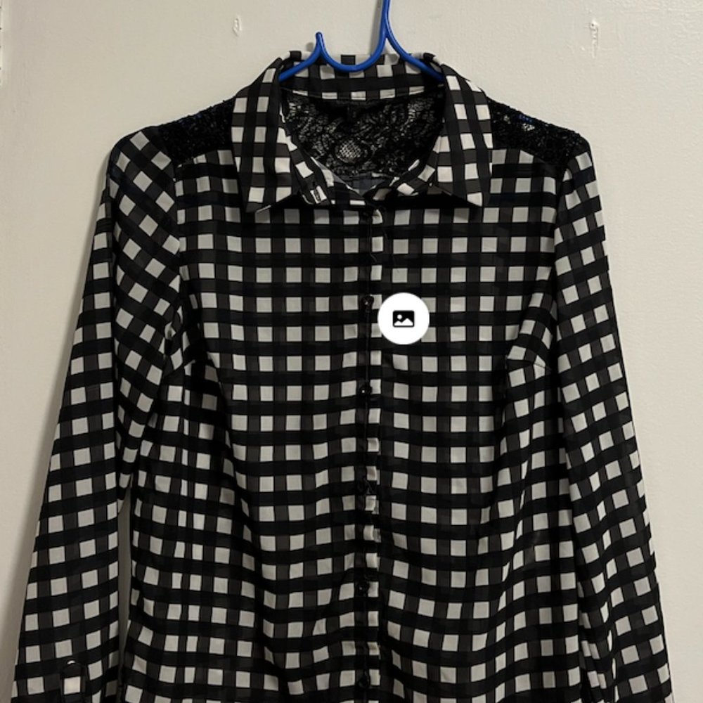 Contemporary Checkered pattern shirt with lace